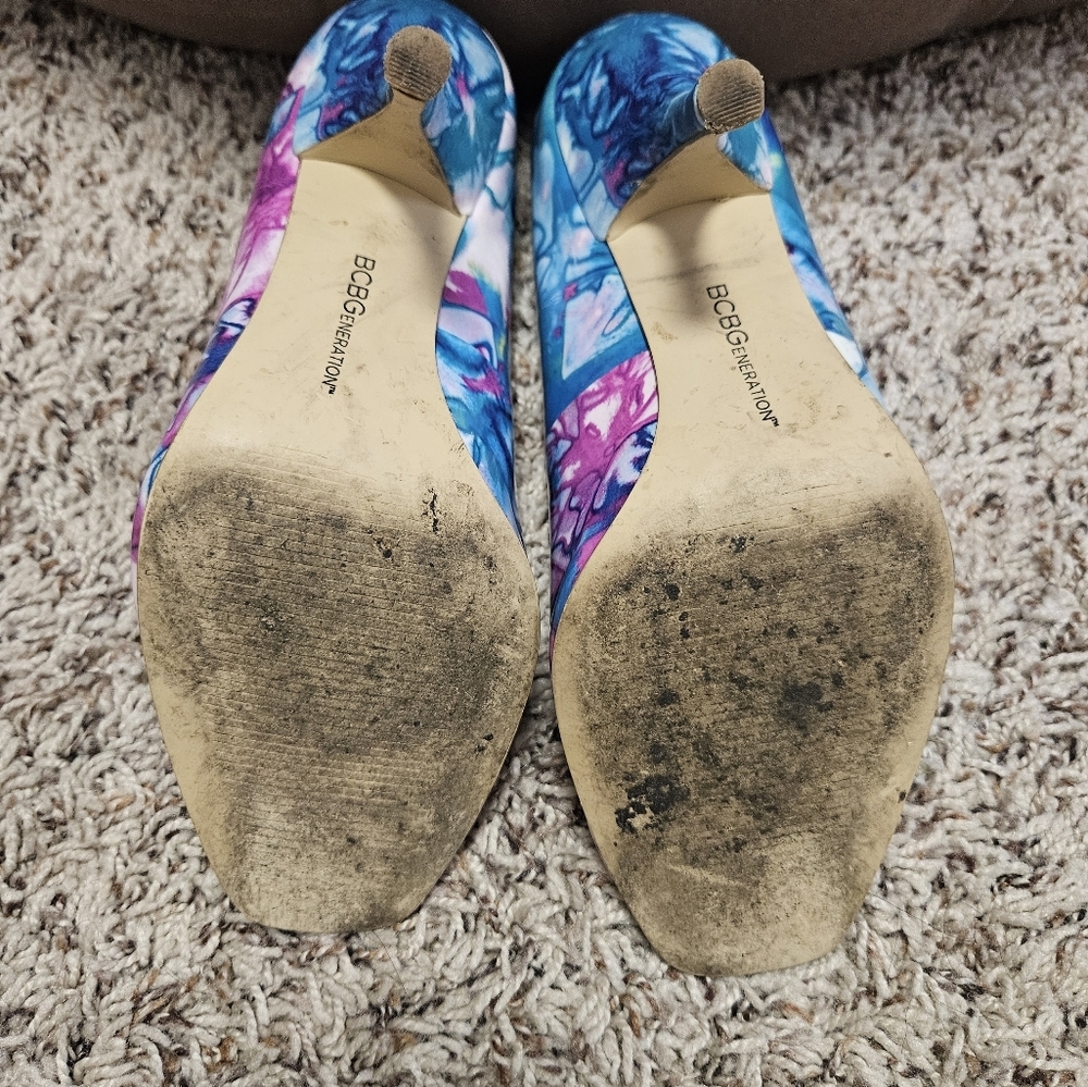 BCBGeneration Splattered Heel - Picture 10 of 12